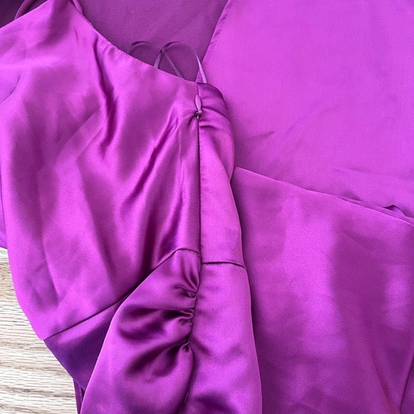 Zara Asymmetrical Magenta Satin Effect XS Feminine Slip Dress - Picture 7 of 8